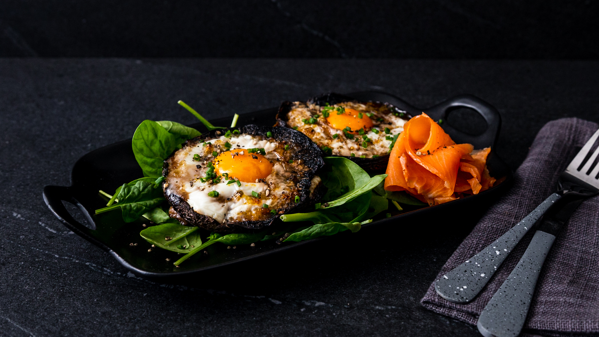 CrossFit | Eggs Baked in Portobello Mushrooms