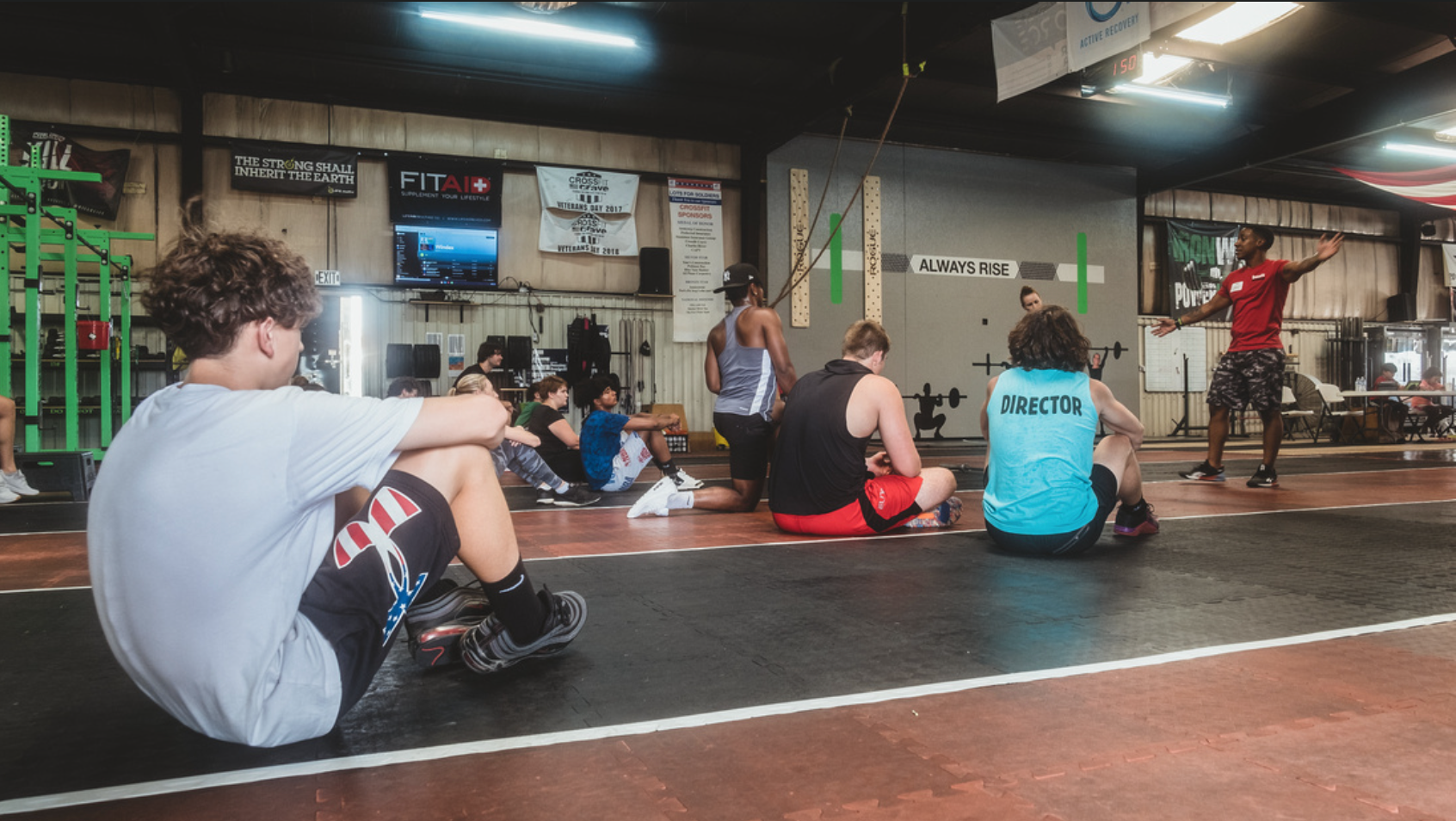 Lecture at a CrossFit Scholarship Level 1