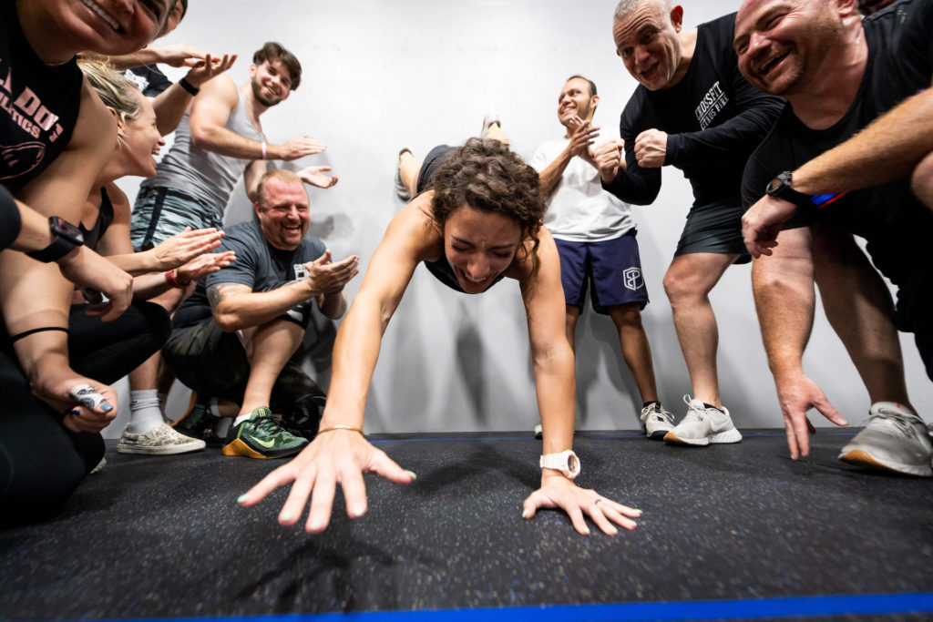 Wall walks exercise crossfit hotsell