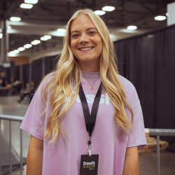 Kelley Laxton Headshot